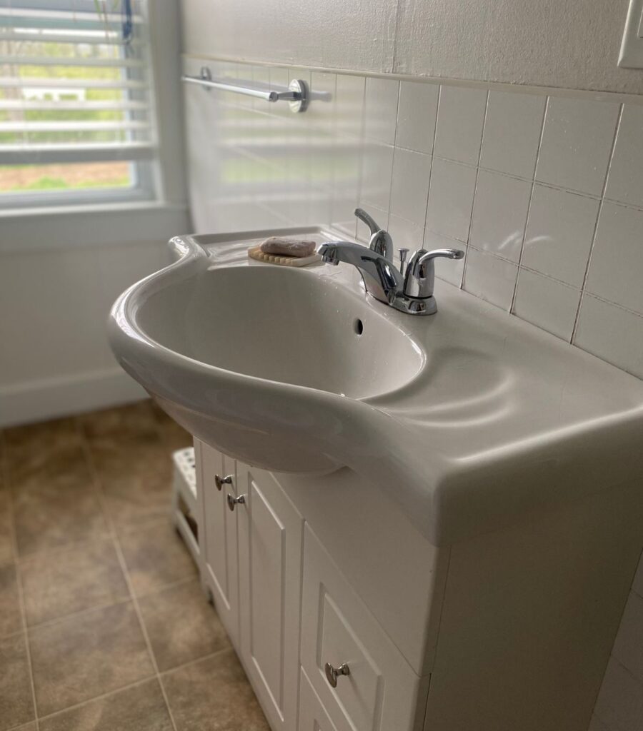 A spotless bathroom sink vanity.